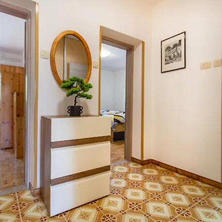 4 Bedroom Beautiful In