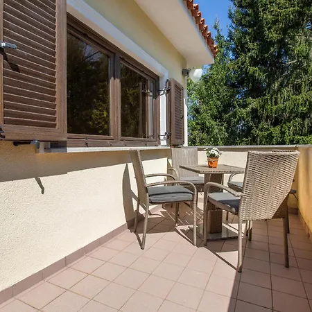 Semesterbostad 4 Bedroom Beautiful In *