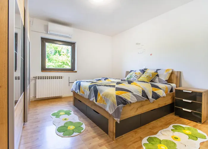 4 Bedroom Beautiful In